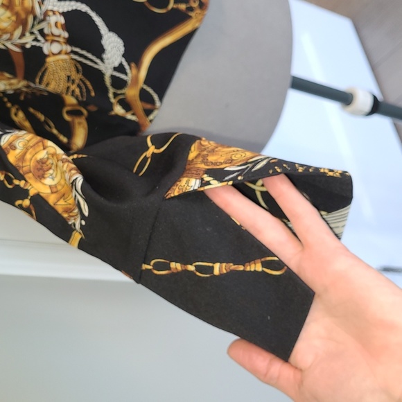 2 items for $25, Versace inspired printed blouse - Picture 4 of 6